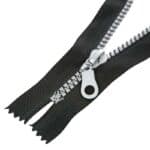 Öntött műanyag cipzár #5 zárt 5K0-M6 fekete