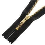 Fém cipzár zárt #4M0 sárgaréz, fekete