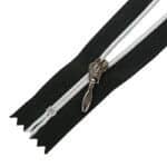 Műanyag cipzár zárt #3D0-S fekete-ezüst