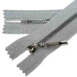 Műanyag cipzár, zárt 3KD-XS ezüstszürke