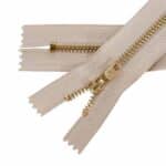 Fém cipzár zárt #4M0 sárgaréz drapp 307