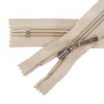 Spirál cipzár zárt #5D0 fém húzó autolock drapp 307