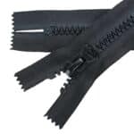 Műanyag cipzár zárt #8K0-V9 fekete